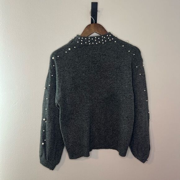 Goodnight Macaroon ‘Sabah’ Pearl Studded Mock Neck Sweater - Picture 5 of 7
